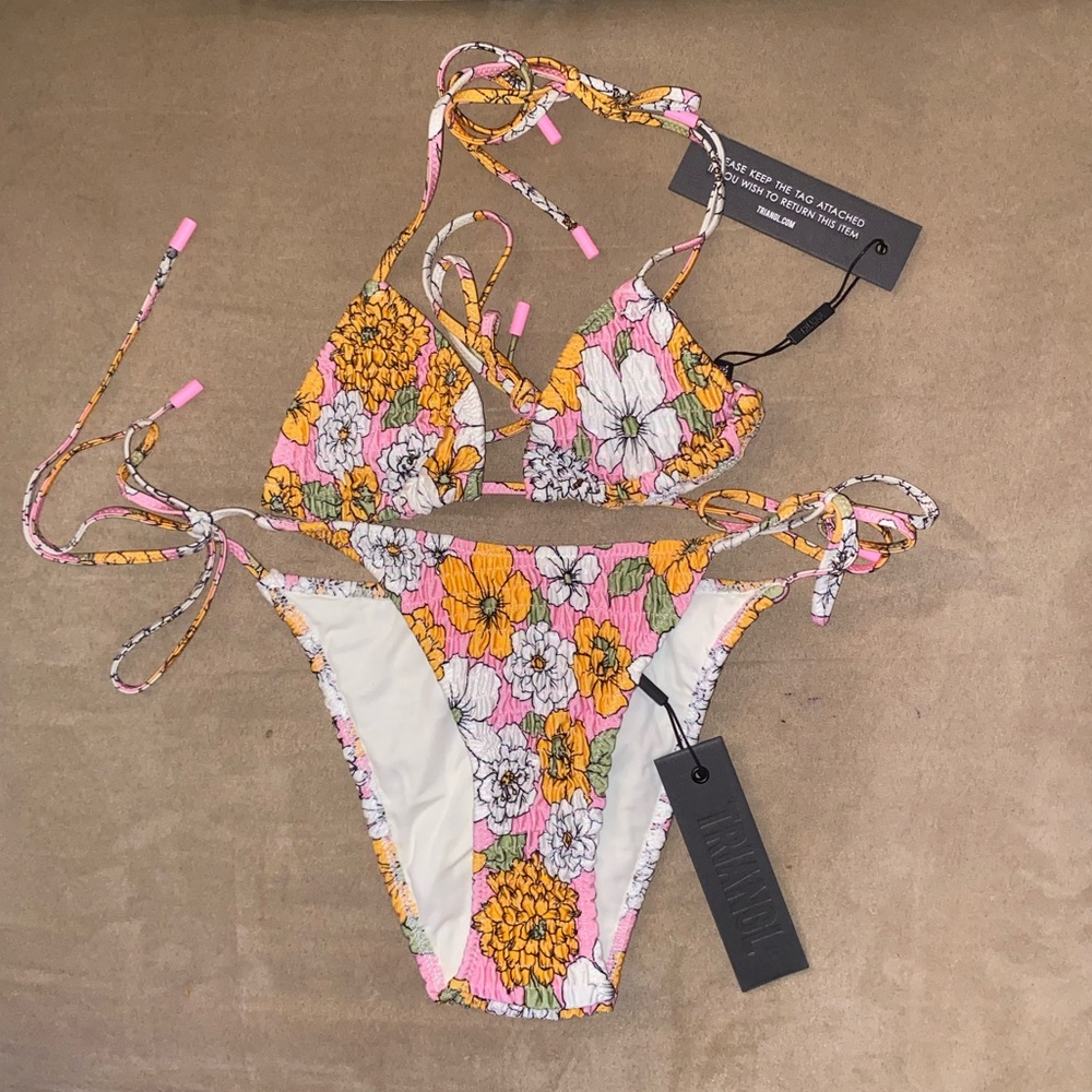 Triangl Floral Vinca Set